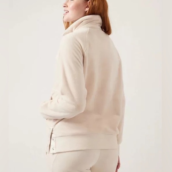 Women’s Athleta Recover Cozy Snap Front Sweatshirt Cream Plus Size 2X - Picture 3 of 11
